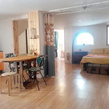 Joia -patio Grand 38 M Carre Au Coeur De Apartment Marseillan (Herault)