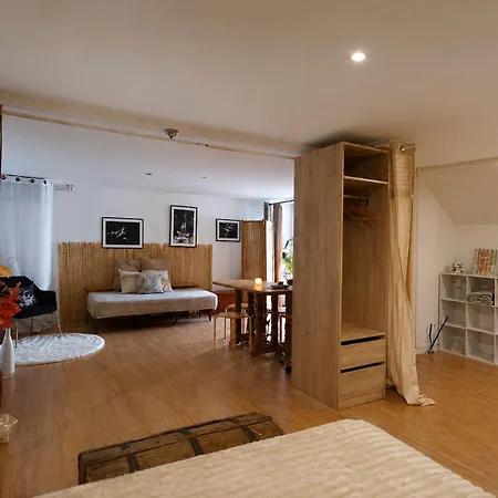 Apartment Joia -patio Grand 38 M Carre Au Coeur De Marseillan (Herault)